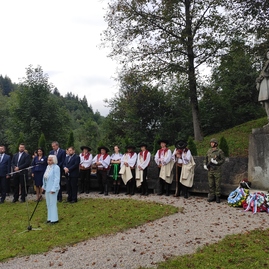 Zväčšiť fotografiu - V trenčianskom kraji sa spomínalo na skutočných hrdinov nášho národa - IMG_20210829_172638
