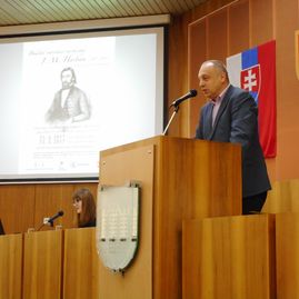 Viac ako tristo žiakov a študentov si v považskej bystrici pripomenulo 200. výročie narodenia buditeľa národnej myšlienky j. m. hurbana - DSCN0312