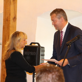 Výtvarné spektrum 2017 ocenilo talentovaných výtvarníkov už 54.-krát. hlavnú cenu si odniesla trenčanka anna skřipská - kubišová - IMG_9392