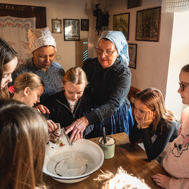 Zväčšiť fotografiu - Za ochranu a popularizáciu tradičného získali významný certifikát - TSK_CTK Myjava_aktivity_mini-82