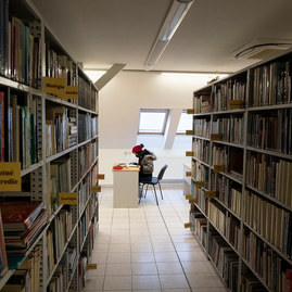 Zväčšiť fotografiu - Začína týždeň slovenských knižníc, o benefity neprídete ani počas pandémie - 20201130_TN_kniznica_024w