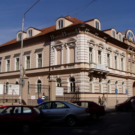 Zväčšiť fotografiu - Zažite tohtoročnú noc múzeí a galérií osobne aj v papučiach - P1010005