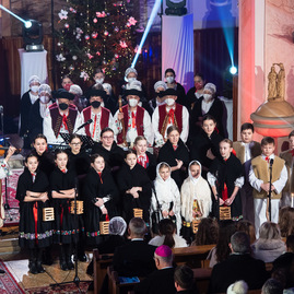 Zväčšiť fotografiu - Známy benefičný koncert dnes vysielali priamo z púchovskej doliny - TSK_V slovenskom Betleheme_Lysá 2021_mini-5