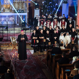 Zväčšiť fotografiu - Známy benefičný koncert dnes vysielali priamo z púchovskej doliny - TSK_V slovenskom Betleheme_Lysá 2021_mini-8