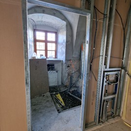 Zväčšiť fotografiu - Zrekonštruovaný draškovičov kaštieľ bude lákadlom pre turistov - 20231106_132500