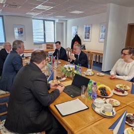 Zväčšiť fotografiu - Na župný úrad zavítal francúzsky veľvyslanec - 20230310_093452