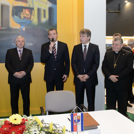 Podpis dohody o spolupráci medzi tsk a jmk - 20140116_BRNO_011w