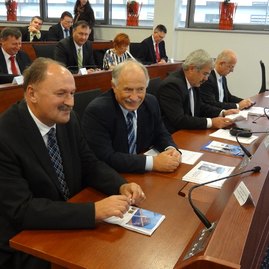 Pracovné rokovanie zástupcov trenčianskeho samosprávneho kraja a rady zlínskeho kraja - DSC02421