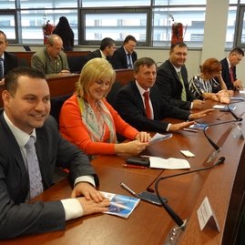 Pracovné rokovanie zástupcov trenčianskeho samosprávneho kraja a rady zlínskeho kraja - DSC02422