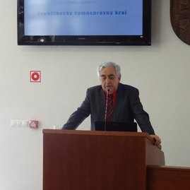 Pracovné rokovanie zástupcov trenčianskeho samosprávneho kraja a rady zlínskeho kraja - DSC02450
