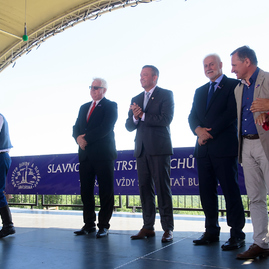 Štvrťstoročnica slávností bratstva čechov a slovákov doslova búrala hranice - 20170730_Velka_Javorina_049r