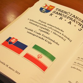 Trenčiansky župan jaroslav baška prijal iránskeho veľvyslanca - IMG_0022