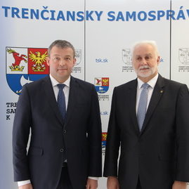 Trenčiansky župan sa dnes prvýkrát stretol s novozvoleným hejtmanom juhomoravského kraja bohumilom šimekom - IMG_2680