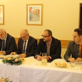 Vo velehrade sa stretli delegácie 4 prihraničných krajov - IMG_0009