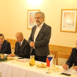 Vo velehrade sa stretli delegácie 4 prihraničných krajov - IMG_0011