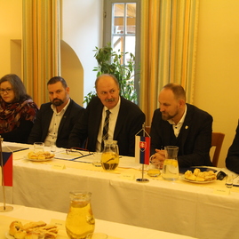 Vo velehrade sa stretli delegácie 4 prihraničných krajov - IMG_0073