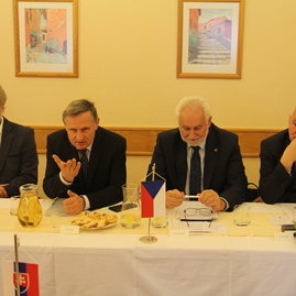 Vo velehrade sa stretli delegácie 4 prihraničných krajov - IMG_0125