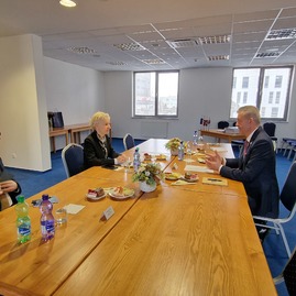 Zväčšiť fotografiu - Župan prijal portugalskú veľvyslankyňu - 4