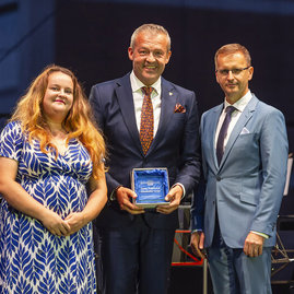 Zväčšiť fotografiu - Župan si v partnerskom regióne prevzal významné ocenenie - _W4A2724_web_32