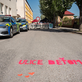 Zväčšiť fotografiu - Bezpečnosť detí je pre rodičov prioritou