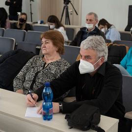 Zväčšiť fotografiu - Budú mať bývalé baťove závody nové využitie? - 20220302_190w
