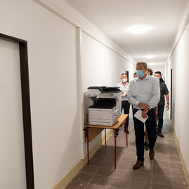 Zväčšiť fotografiu - Návšteva Konaktného centra v Novákoch, archív 2020