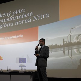 Fázu pripomienkovania akčného plánu pre hornú nitru verejnosťou uzatvorilo posledné stretnutie v partizánskom - IMG_2743