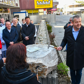 Zväčšiť fotografiu - Gastrocentrum pod brezinou čaká komplexná rekonštrukcia, z pôvodnej stavby zostane len skelet - DSC_2523