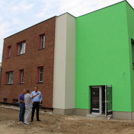 Kontrolný deň ukázal, že trojlístok tých najväčších krajských investícií rozkvitne už túto jeseň - AUTISTICKE CENTRUM (7)