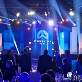 Zväčšiť fotografiu - Moderné gastrocentrum uspelo v súťaži stavba roka - 20240321_183308