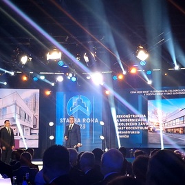 Zväčšiť fotografiu - Moderné gastrocentrum uspelo v súťaži stavba roka - 20240321_202220