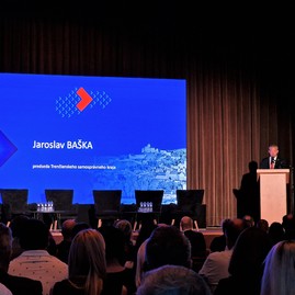 Zväčšiť fotografiu - Nové eurofondy prinášajú nové príležitosti aj pre trenčiansky kraj - 20230601_102753
