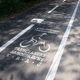 Zväčšiť fotografiu - Po novej cyklotrase sa za prvý mesiac previezlo viac ako 40 tisíc cyklistov - 20200601_TSK_cyklotrasa_038w