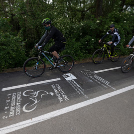 Zväčšiť fotografiu - Po novej cyklotrase sa za prvý mesiac previezlo viac ako 40 tisíc cyklistov - 20200601_TSK_cyklotrasa_042w
