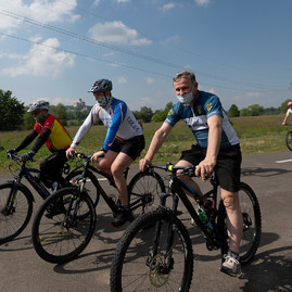 Zväčšiť fotografiu - Po novej cyklotrase sa za prvý mesiac previezlo viac ako 40 tisíc cyklistov - 20200601_TSK_cyklotrasa_047w