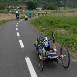 Zväčšiť fotografiu - Po novej cyklotrase sa za prvý mesiac previezlo viac ako 40 tisíc cyklistov - 20200601_TSK_cyklotrasa_086w