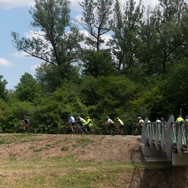 Zväčšiť fotografiu - Po novej cyklotrase sa za prvý mesiac previezlo viac ako 40 tisíc cyklistov - 20200601_TSK_cyklotrasa_193w