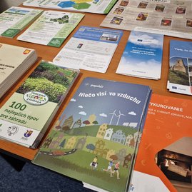 Zväčšiť fotografiu - Pokračovala výmena skúseností v environmentálnej oblasti medzi krajmi - 20230118_101252