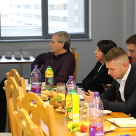 Pracovná skupina sa stretla k odpočtu príprav akčného plánu transformácie regiónu horná nitra - IMG_9606