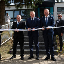 Zväčšiť fotografiu - Premiér sa vrátil do handlovej skontrolovať napredovanie transformácie regiónu - 20240906_HANDLOVA_16w