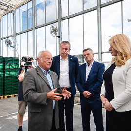 Zväčšiť fotografiu - Prezidentke predstavili svoju víziu zelenšieho regiónu - TSK_HN (40 of 80)