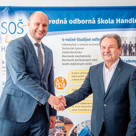 Zväčšiť fotografiu - Prvá výzva z programu slovensko podporí odborné školstvo na hornej nitre - DSC01929