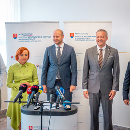 Zväčšiť fotografiu - Prvá výzva z programu slovensko podporí odborné školstvo na hornej nitre - DSC02091