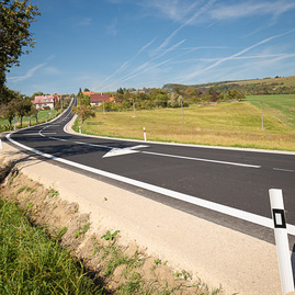Zväčšiť fotografiu - Spoznávanie krás na oboch stranách hranice uľahčí vynovená cesta - TSK_Otvorenie cesty Myjava-Vrbovce (38 of 49)
