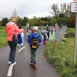 Zväčšiť fotografiu - Svetový deň bez áut sme oslávili symbolicky najmä ekologicky - IMG_2398