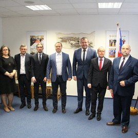 Zväčšiť fotografiu - Trenčianska župa rokovala o možnostiach spolupráce so slovenskou agentúrou životného prostredia - IMG_4765_zmensena
