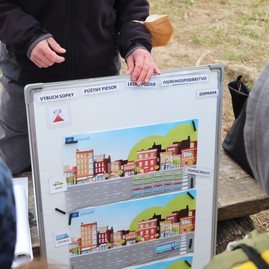 Zväčšiť fotografiu - Trenčianska župa si deň zeme opäť pripomenula zmysluplnou aktivitou - IMG_7136