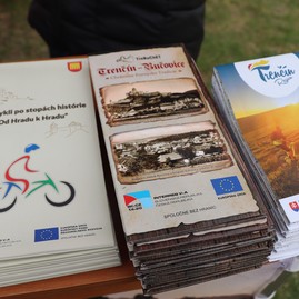 Zväčšiť fotografiu - Trenčianska župa si deň zeme opäť pripomenula zmysluplnou aktivitou - IMG_7262