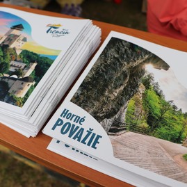 Zväčšiť fotografiu - Trenčianska župa si deň zeme opäť pripomenula zmysluplnou aktivitou - IMG_7264