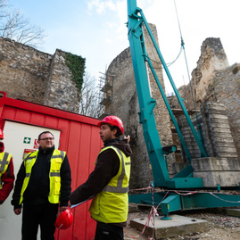Zväčšiť fotografiu - Trenčiansky hrad odkryje vďaka projektu trebuchet viacero nových zákutí - 20200224_TN_hrad_011w_zmensena